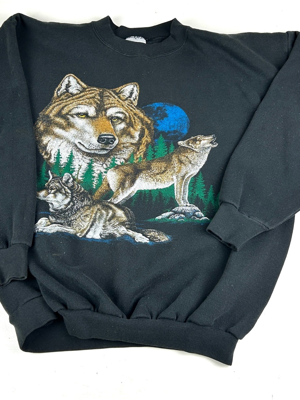Tultex Black Wolf Pack Graphic Crewneck Sweatshirt fits M/L